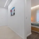 New Apartment By The Metro